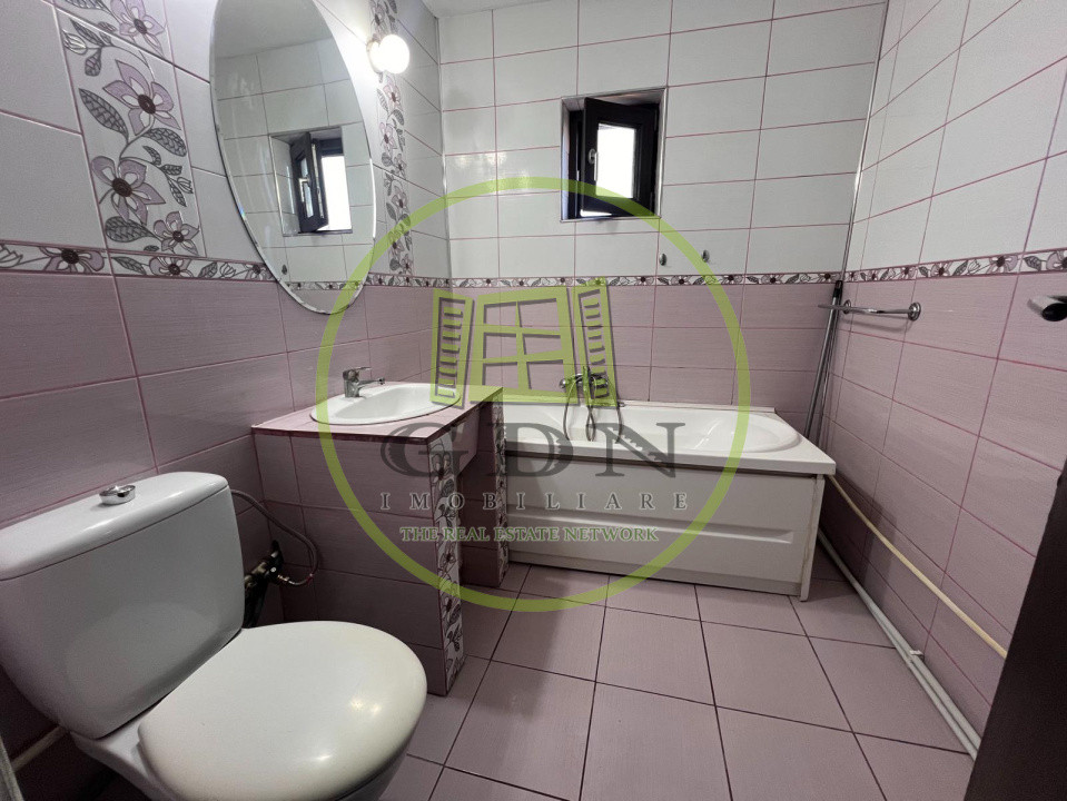 Apartament 3 camere, semidecomandat, 55.65 mp, Sarari