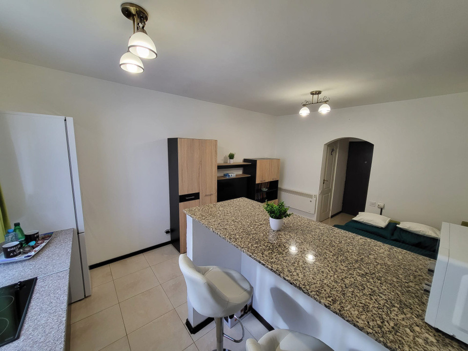 Garsoniera  suprafata utila 25mp, spre vanzare in Vasile Aaron 