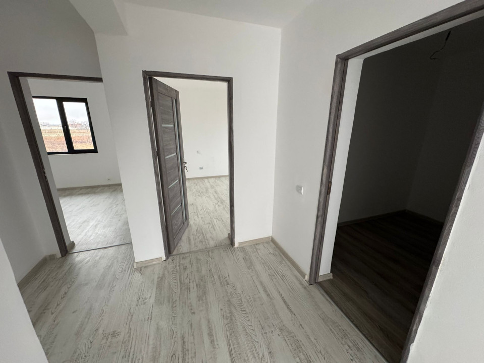 Casa, P+E, 5 camere, 131.2mp utili 400mp teren, Malu Mare, Preajba