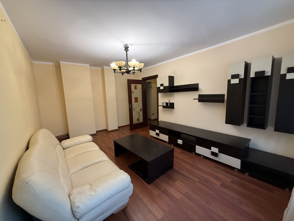 Apartament 4 camere decomandat, 82 mp , Valea Rosie, Zona Luceafarul