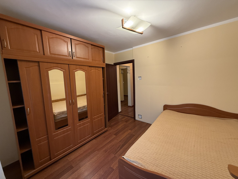 Apartament 4 camere decomandat, 82 mp , Valea Rosie, Zona Luceafarul