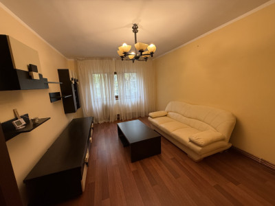 Apartament 4 camere decomandat, 82 mp , Valea Rosie, Zona Luceafarul