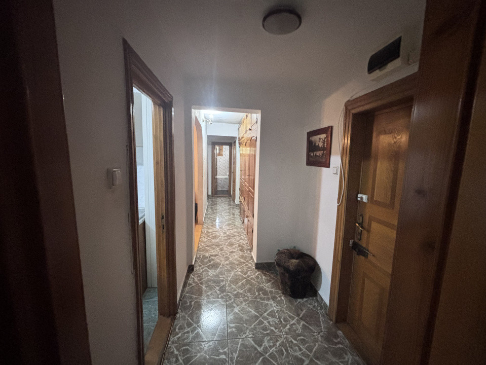 Apartament 3 camere, de vânzare