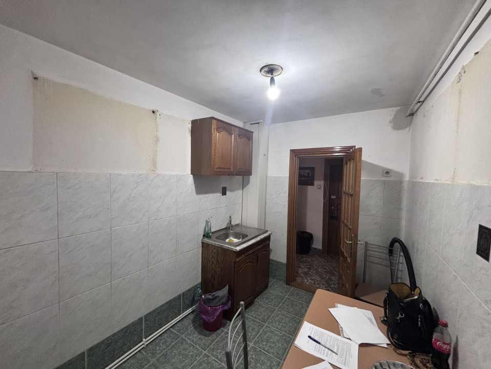 Apartament 3 camere, de vânzare