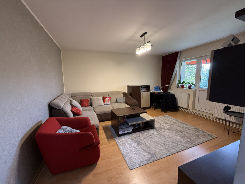 Apartament 3 camere, decomandat, 68 mp, Centru , Zona A. I. Cuza