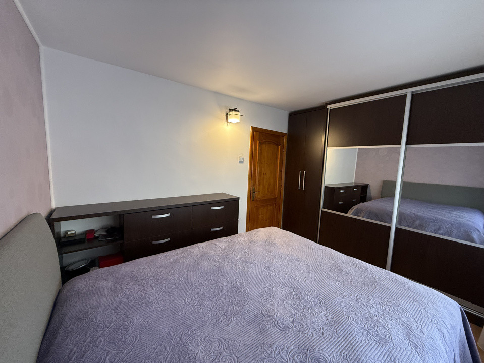 Apartament 3 camere, decomandat, 68 mp, Centru , Zona A. I. Cuza