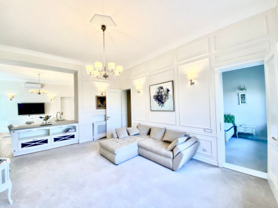 Apartament 2 camere ultracentral, mobilat, utilat, cu vedere spre malul Crișului