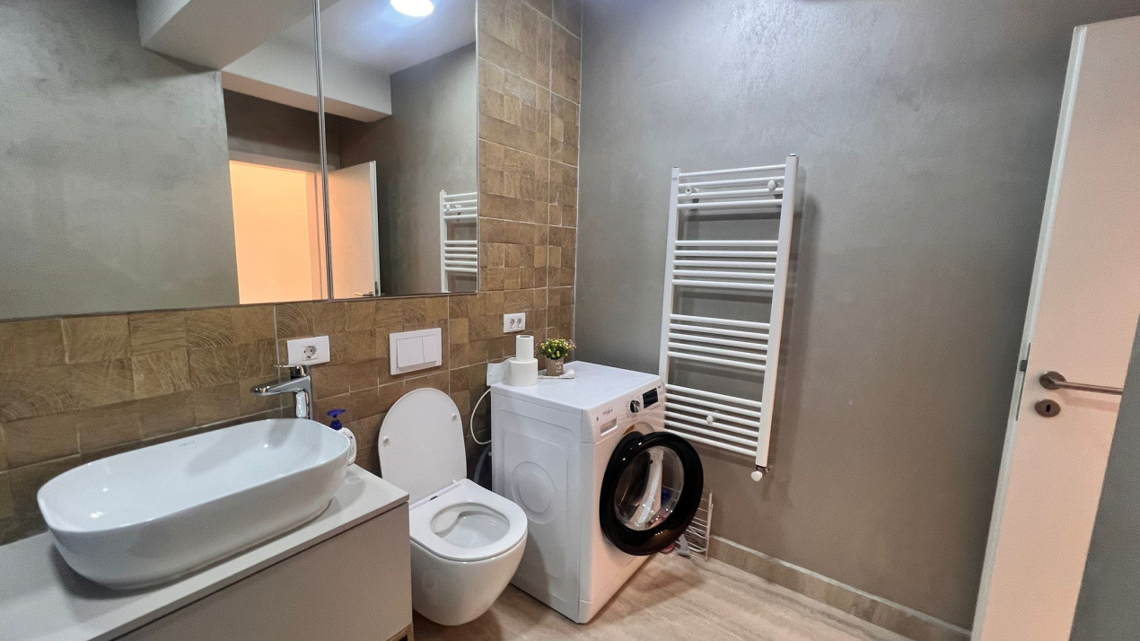 Apartament 3 camere decomandat | Parcare | Tractorul |