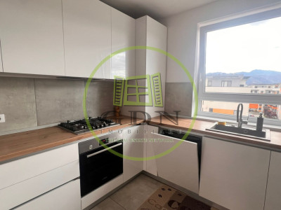 Apartament 3 camere decomandat | Parcare | Tractorul |