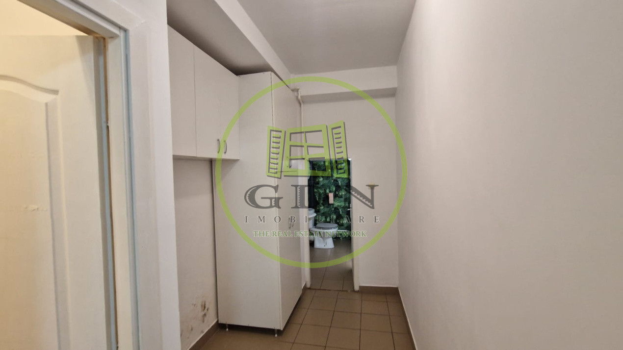 Spatiu birou, 45 mp, Central