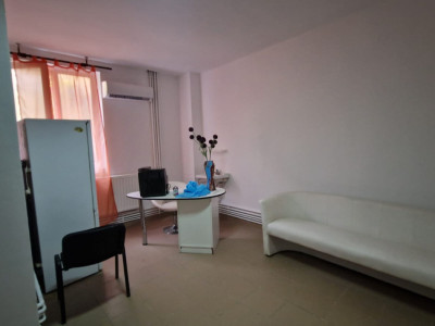 Spatiu birou, 19mp, Central