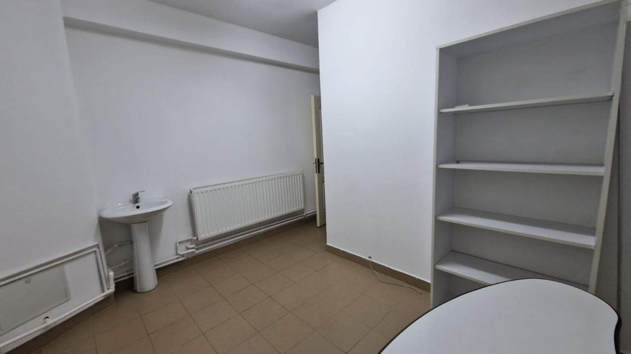 Spatiu birou, 17mp, Central