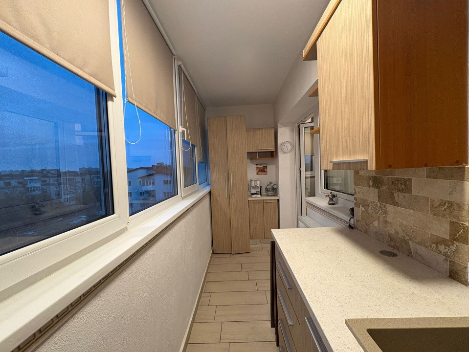 Apartament, 2 camere, 55 mp, decomandat, Cartier Craiovita, Zona Han Craiovita