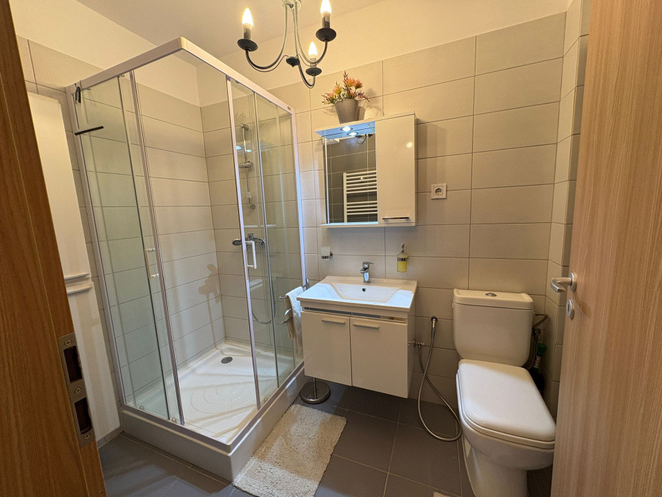 Apartament, 2 camere, 55 mp, decomandat, Cartier Craiovita, Zona Han Craiovita