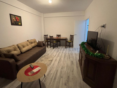 Apartament 2 camere, 48 mp, decomandat, Centru, Zona Scoala Anton Pann