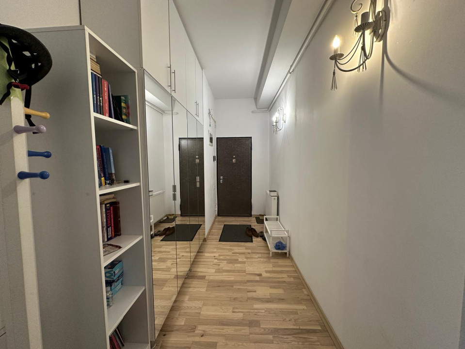 Apartament 3 camere, 90 mp, cartier centru, zona Biserica Sfintii Apostoli