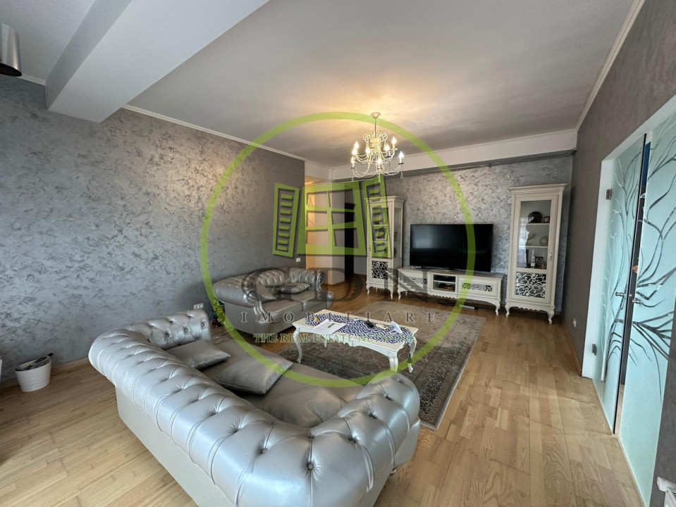 Apartament 3 camere, 90 mp, cartier centru, zona Biserica Sfintii Apostoli