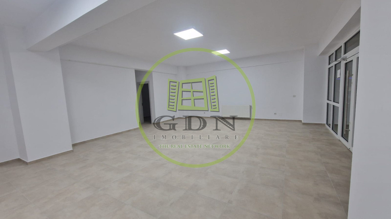 Spatiu comercial, 91mp, Rovine, zona Garii