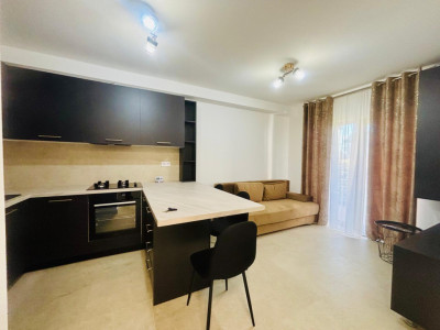 De închiriat  apartament 2 camere bloc nou