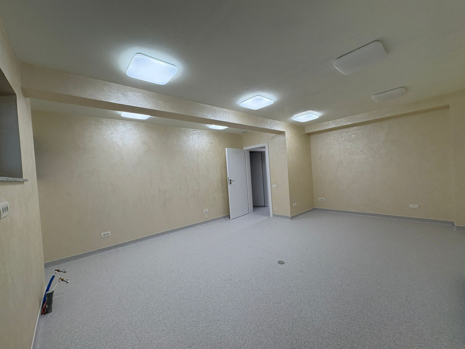 Cabinete Medicale, 225 mp, Cartier 1 Mai, Zona Medicina Veche