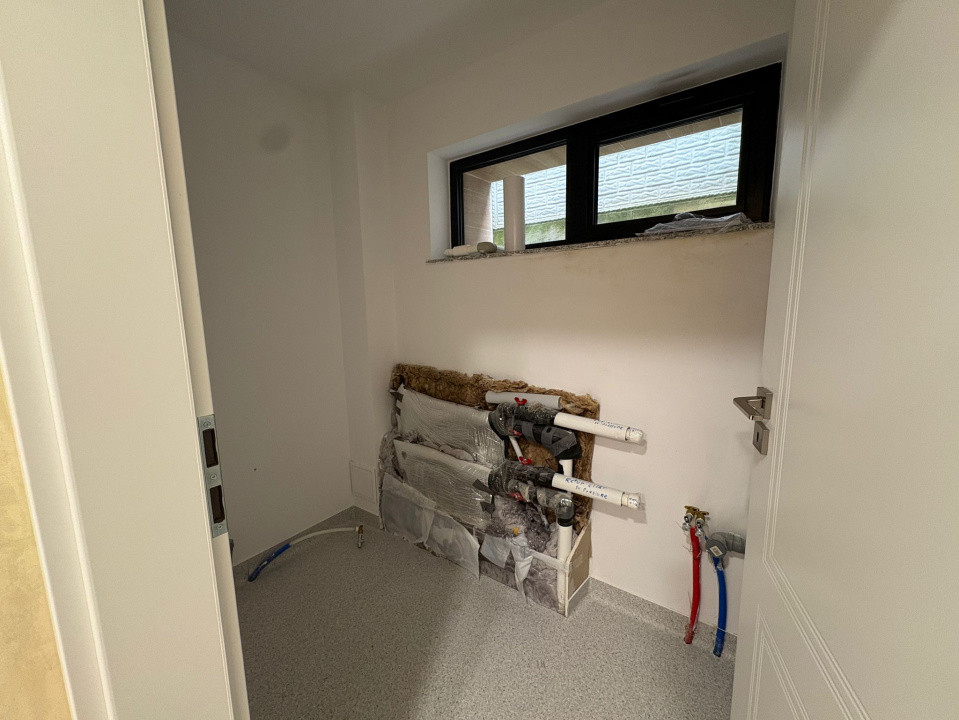 Cabinete Medicale, 225 mp, Cartier 1 Mai, Zona Medicina Veche