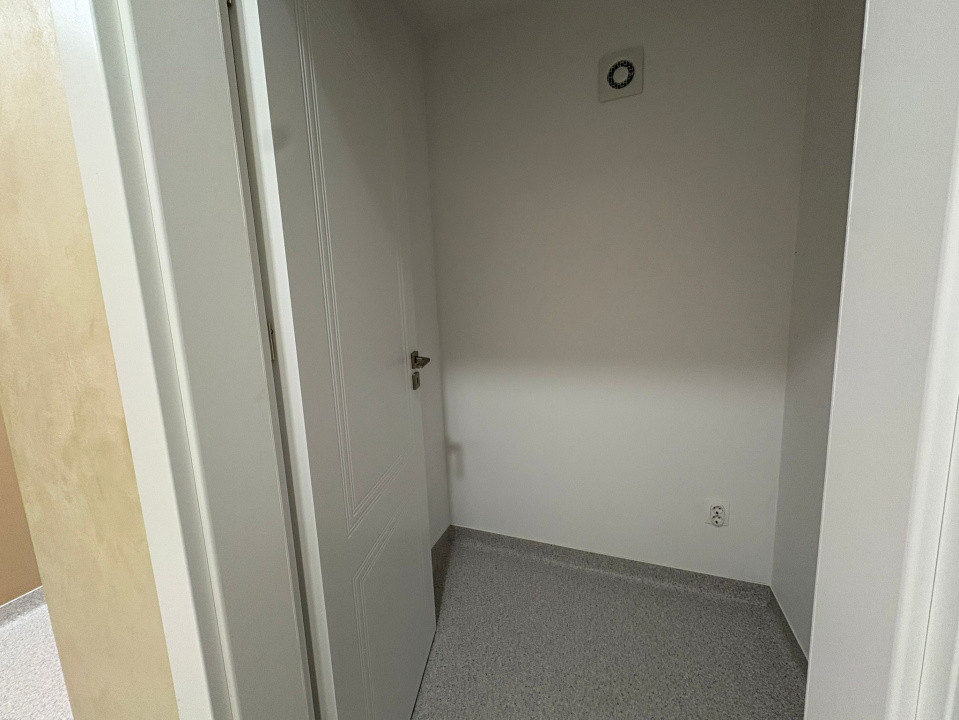 Cabinete Medicale, 225 mp, Cartier 1 Mai, Zona Medicina Veche