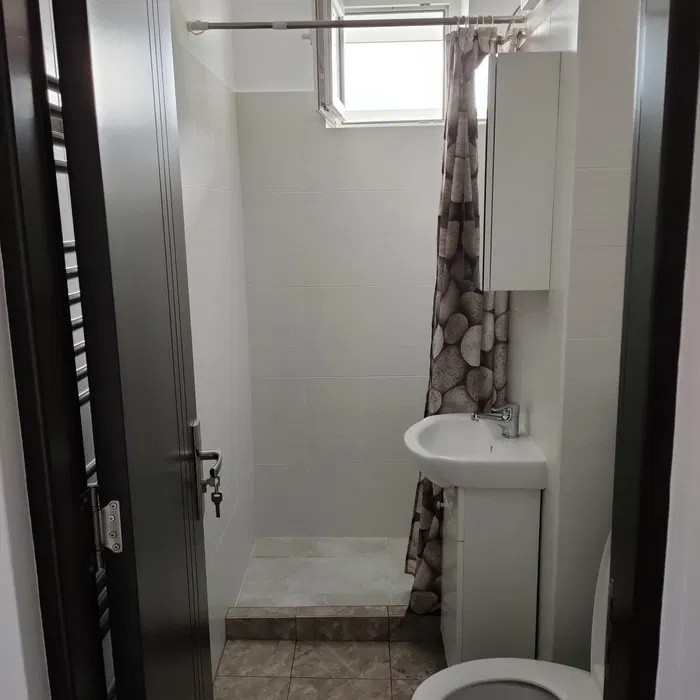 Apartament de inchiriat 2 camere | 50 mp | Zona Cedonia