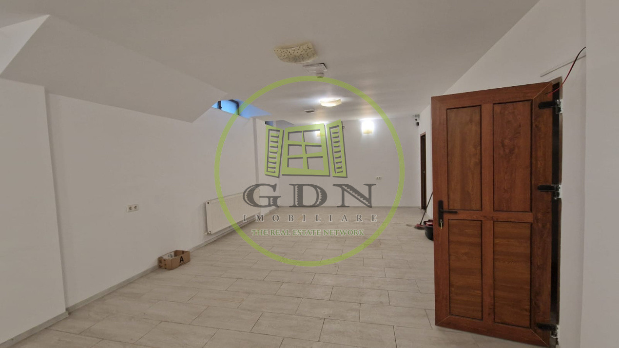 Spatiu comercial. 500mp, Sarari