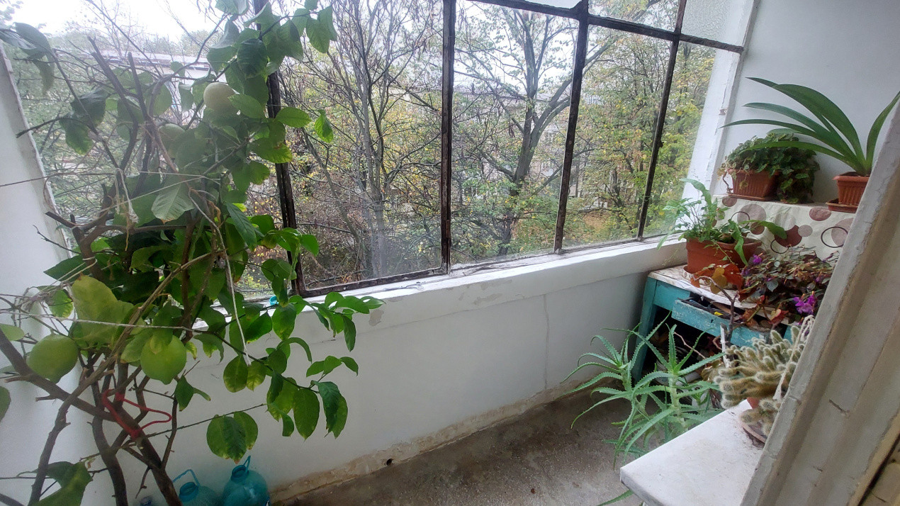 Apartament doua camere semidecomandat, etajul 3, Brazda zona Simplon