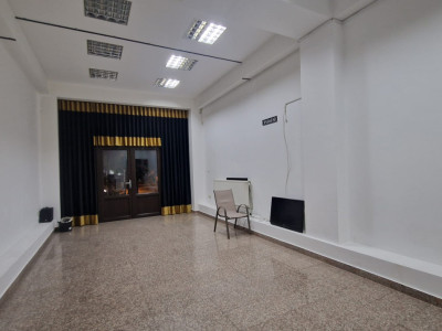 Spatiu comercial, 50mp, Cornitoiu, zona Consul