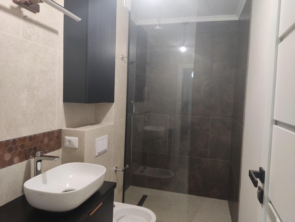 Apartament 2 camere - de vânzare - Strada Atleților