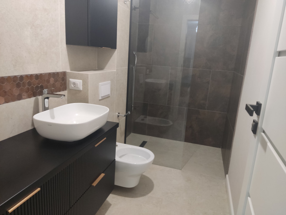 Apartament 2 camere - de vânzare - Strada Atleților