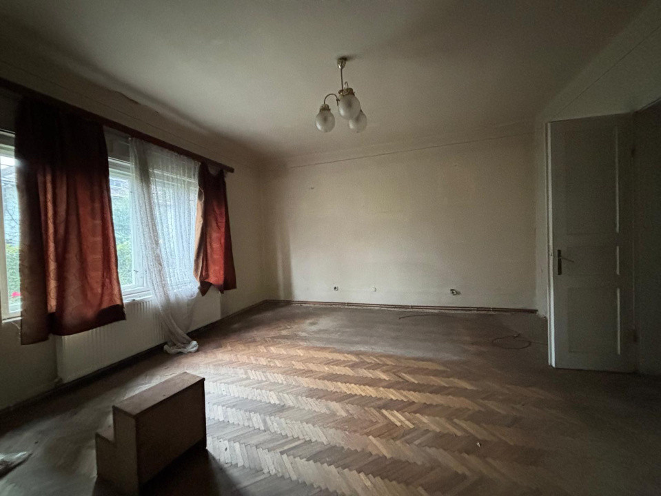 De vânzare – casă 160 mp  teren 620 mp - lângă Parcul Regina Maria