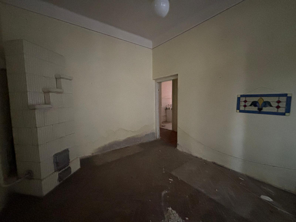 De vânzare – casă 160 mp  teren 620 mp - lângă Parcul Regina Maria