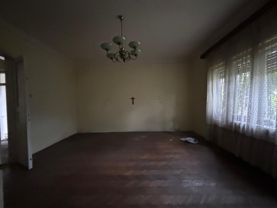 De vânzare – casă 160 mp  teren 620 mp - lângă Parcul Regina Maria