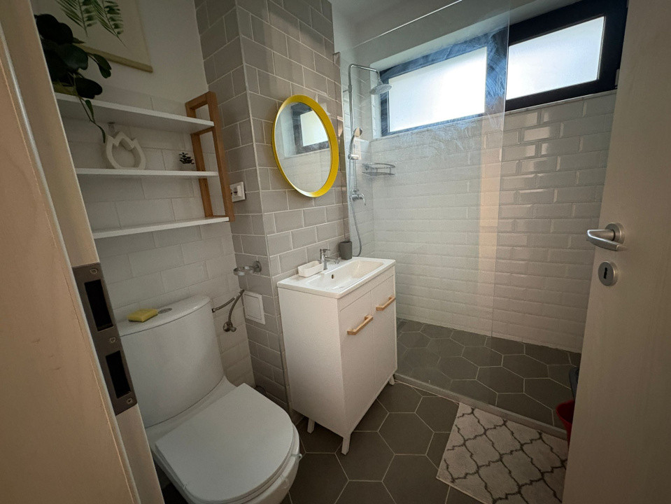 Apartament, 2 camere, decomandat, 53 mp, Cartier 1 Mai, Zona Polivalenta