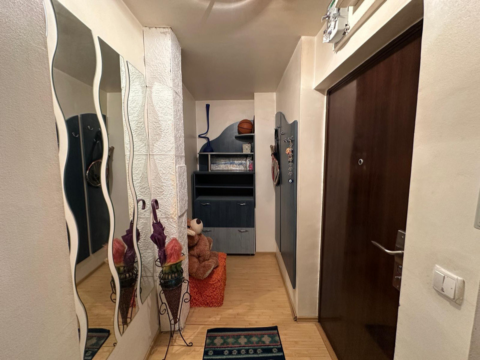 Apartament 2 camere, 60mp, cartier 1 Mai, zona Sala Polivalenta