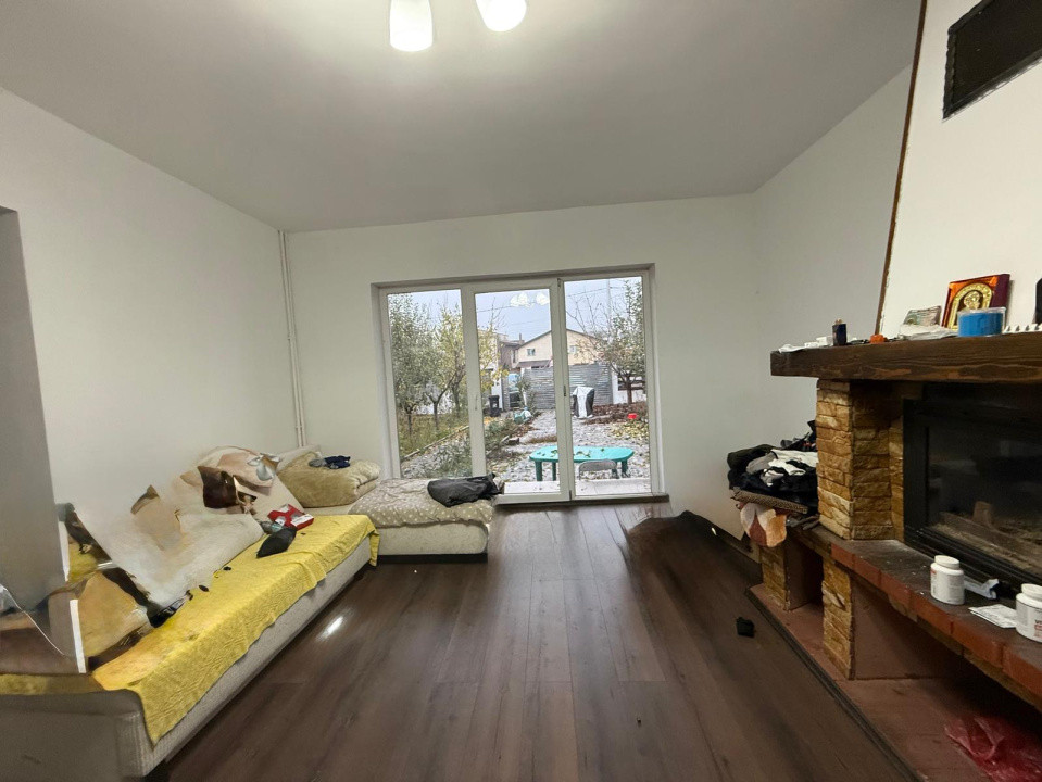 Casa P+M, 375 MP teren, 114,78 MP utili, comuna Malu Mare, zona Damila