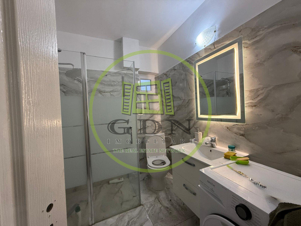 Casa P+M, 375 MP teren, 114,78 MP utili, comuna Malu Mare, zona Damila