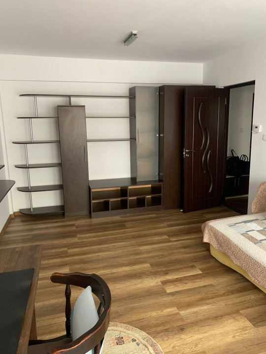 Închiriere apart. cu 1 cameră, mobilat și utilat, 47 mp., Zorilor