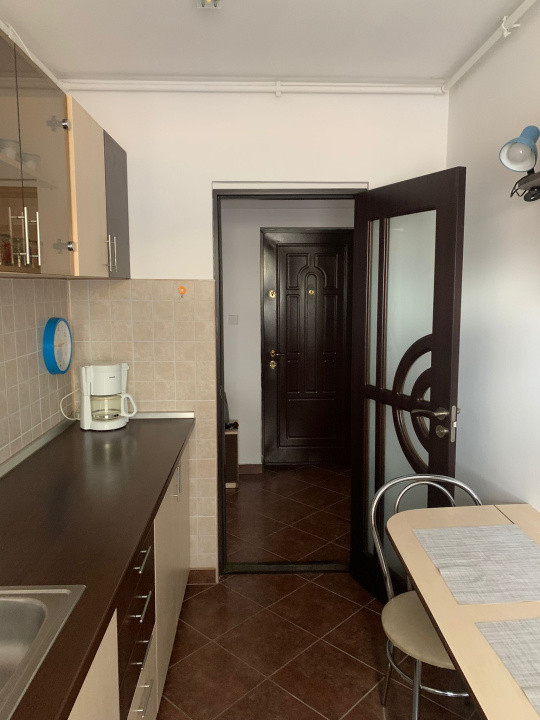 Închiriere apart. cu 1 cameră, mobilat și utilat, 47 mp., Zorilor