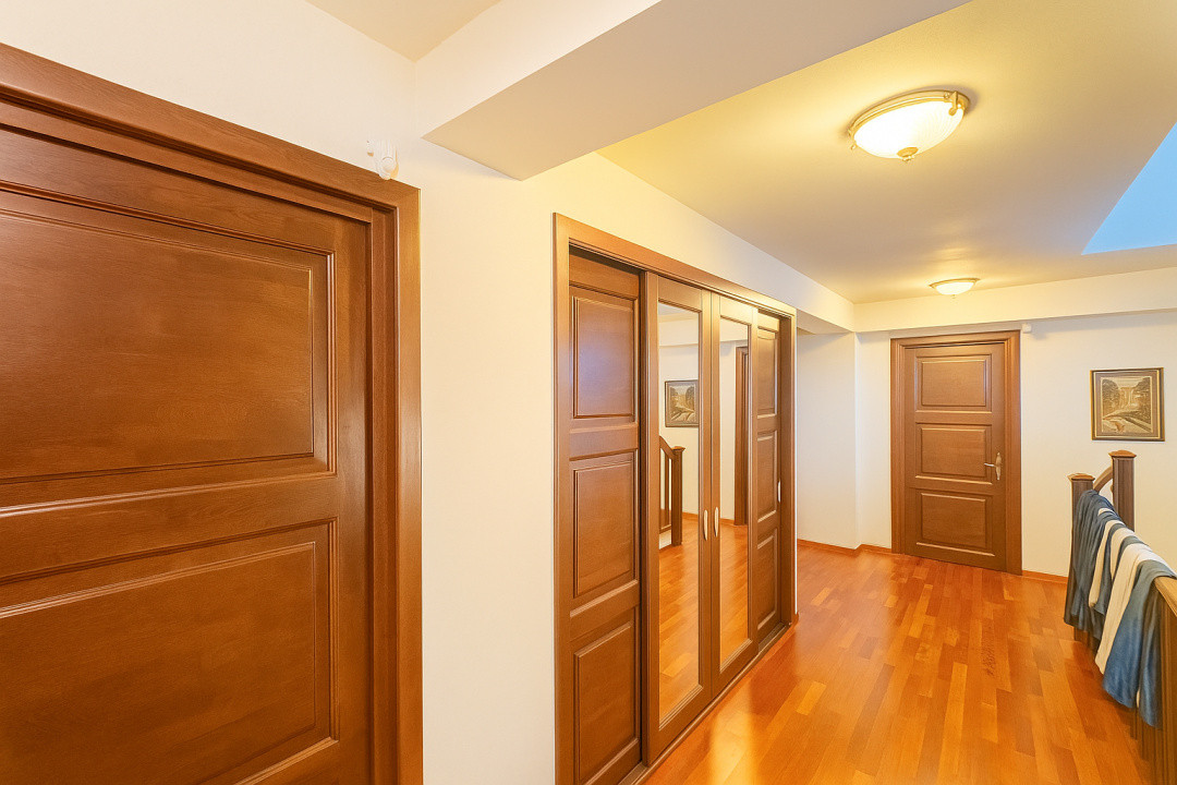 Vilă individuală, Bucureștii Noi! Lângă metrou, finisată și mobilată! 