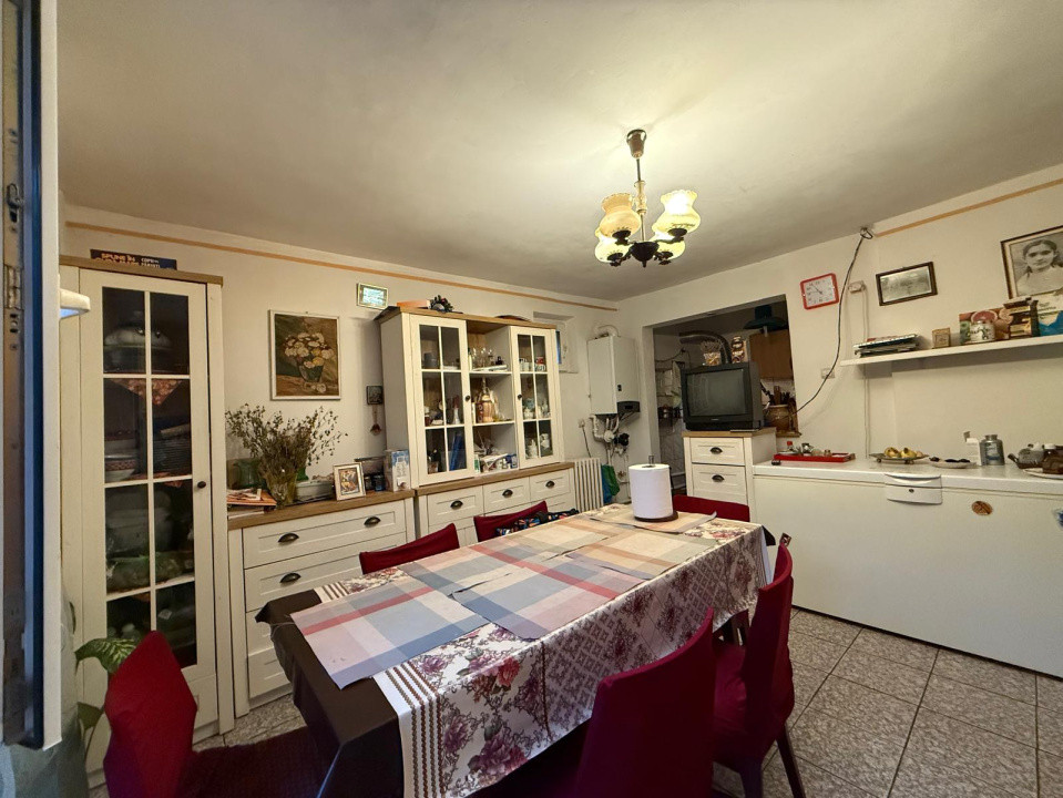 Casa parter, 814 MP teren, 103,88 MP utili, Craiova, cartier Brestei