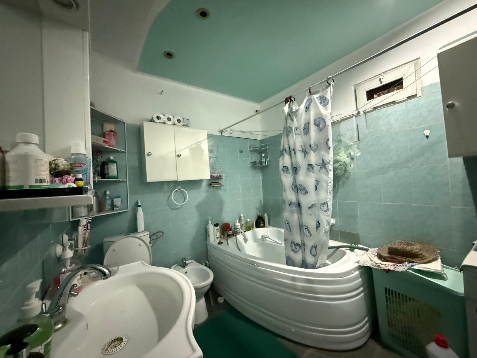 Casa parter, 814 MP teren, 103,88 MP utili, Craiova, cartier Brestei