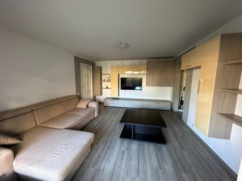 Apartament 2 camere, 60mp, cartier Craiovita Noua, zona Carrefour