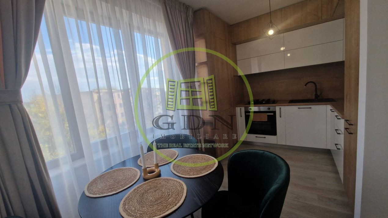 Apartament 3 camere, decomandat, 88mp, George Enescu, zona Liceul de Chimie