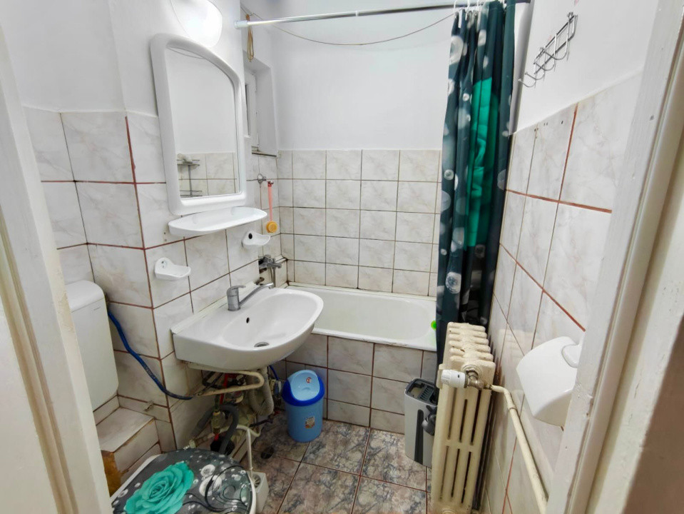 Închiriere apart. cu 2 camere, Mănăștur, 350 Eur