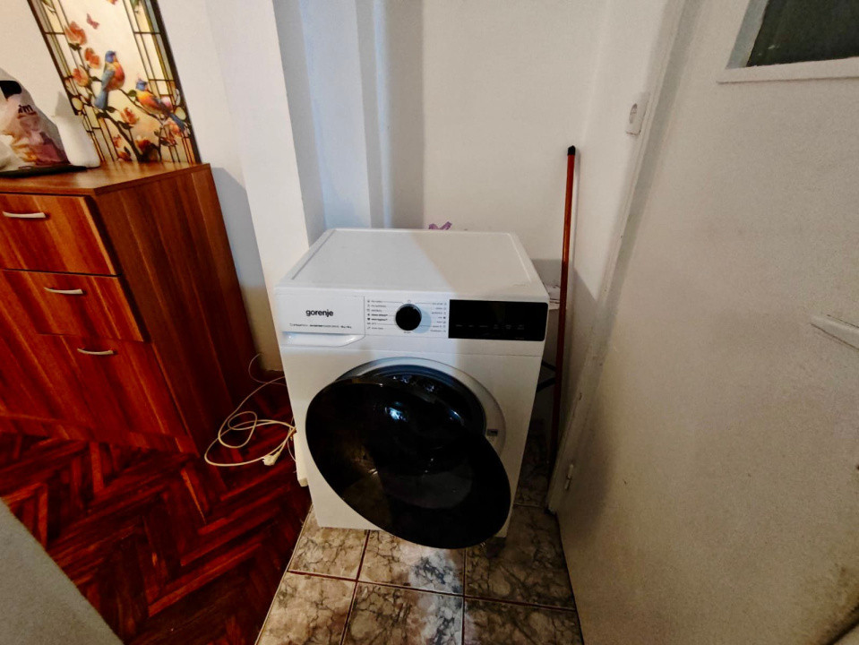 Închiriere apart. cu 2 camere, Mănăștur, 350 Eur