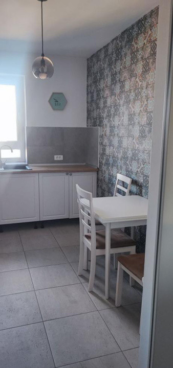 Apartament 2 camere Kasper Coresi – parcare, boxă, priveliște superbă