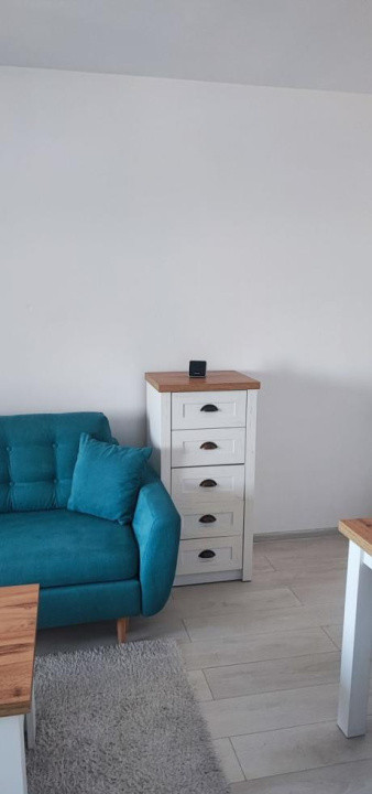 Apartament 2 camere Kasper Coresi – parcare, boxă, priveliște superbă